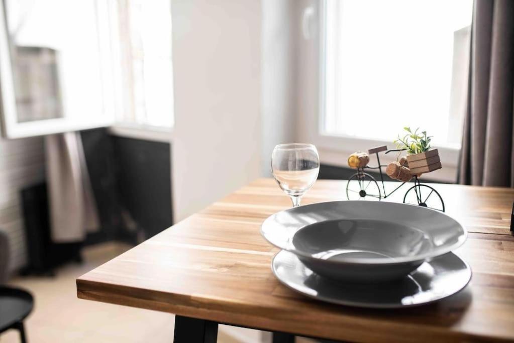 Appartement Tout Equipe Au Coeur Du Vieux Port มาร์กเซย ภายนอก รูปภาพ